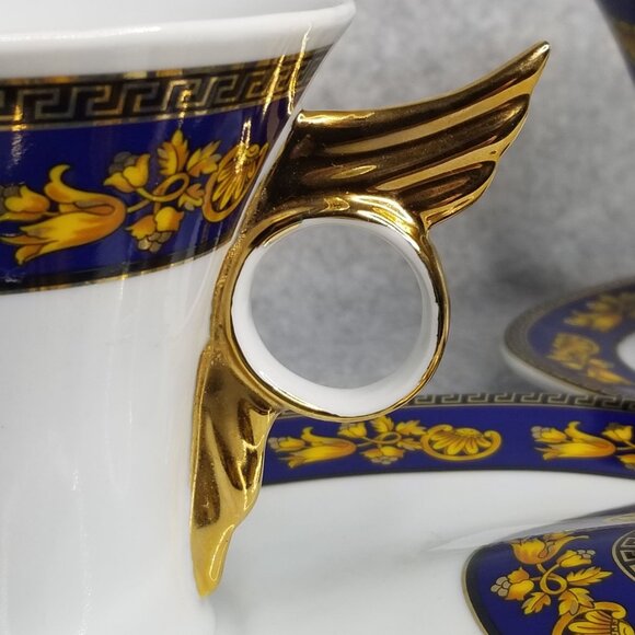Elegant Italian GNA Fine Porcelain Winged Handle Tea Cup & Saucer Set - Picture 6 of 13
